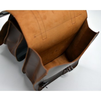 Bicycle panniers made of genuine leather